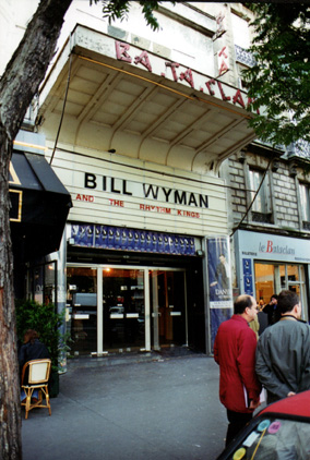 98bwa-19 Outside the Bataclan